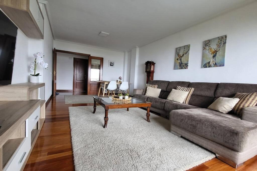 Апартаменты Gran Apartamento Con Vistas Al Mar En El Centro. Кастро-Урдиалес Экстерьер фото